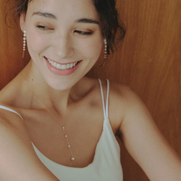 K10YG 7dots Pearl Pierced Earring