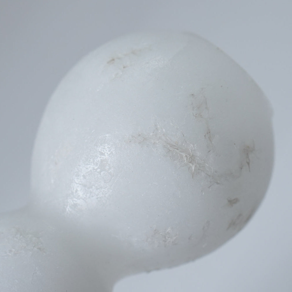 天然精油の香りを楽しめる 蝋素材のフラワーベース