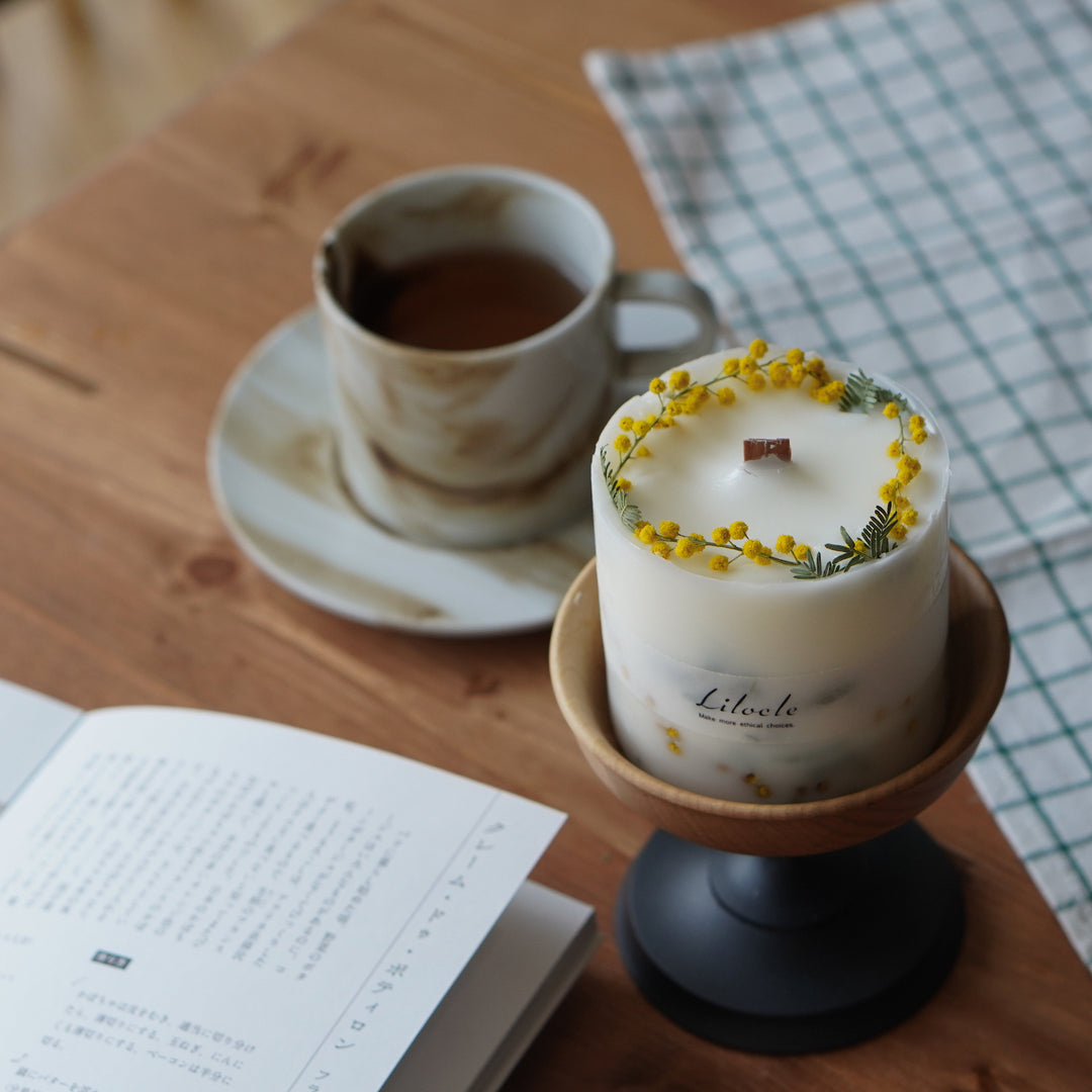 国産の天然木で作ったキャンドルスタンド