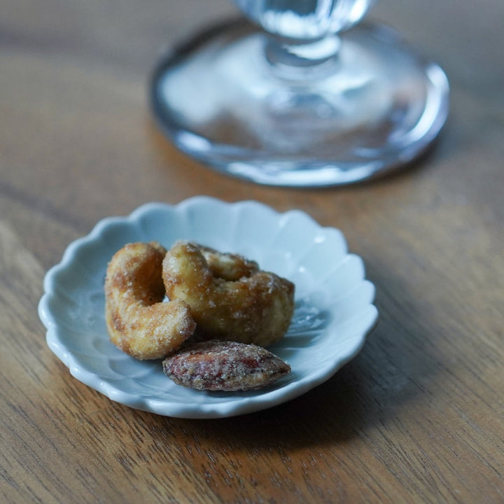 青と琥珀の菊皿(豆皿、小皿)