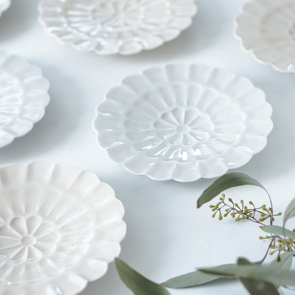 青と琥珀の菊皿（豆皿、小皿） – LILOCLE(リロクル)｜エシカルな暮らし