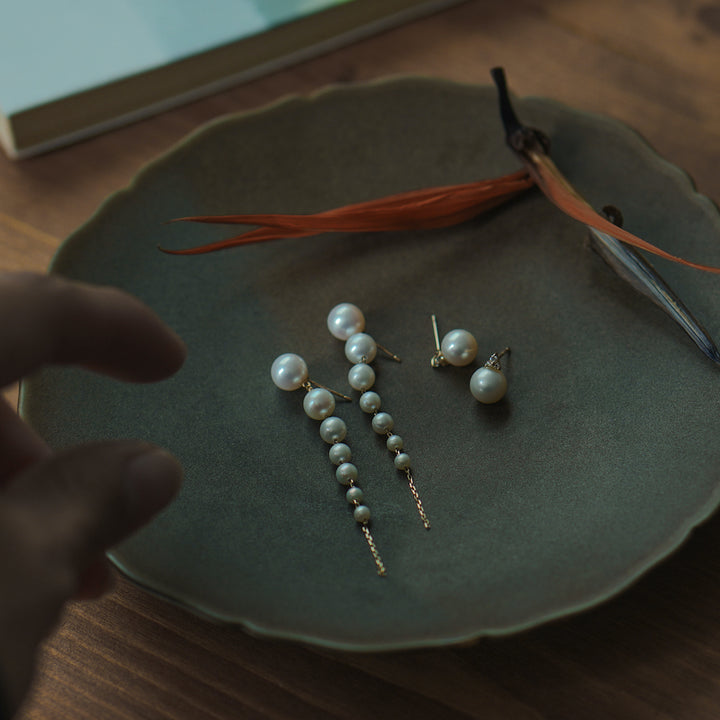 K10YG 7dots Pearl Pierced Earring