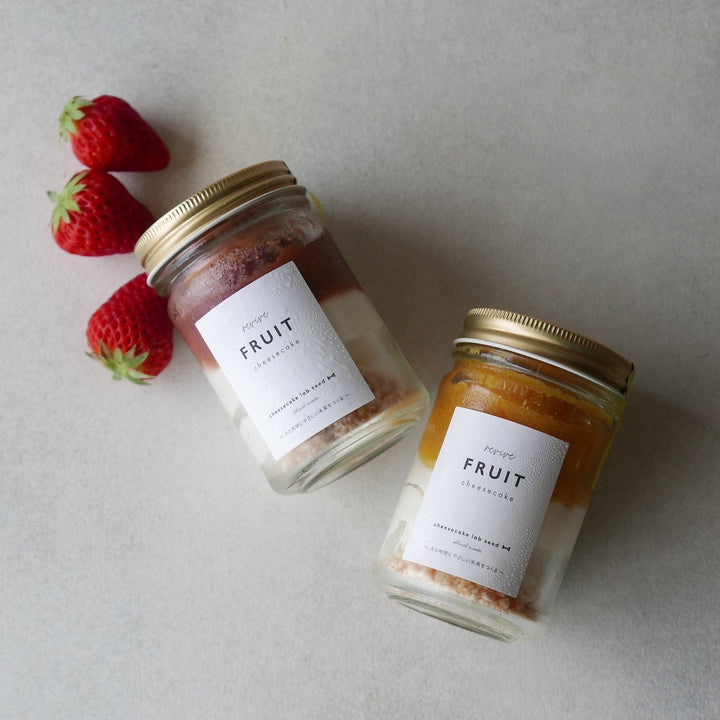 アップサイクルフルーツから生まれた2種のリヴァイブチーズケーキ