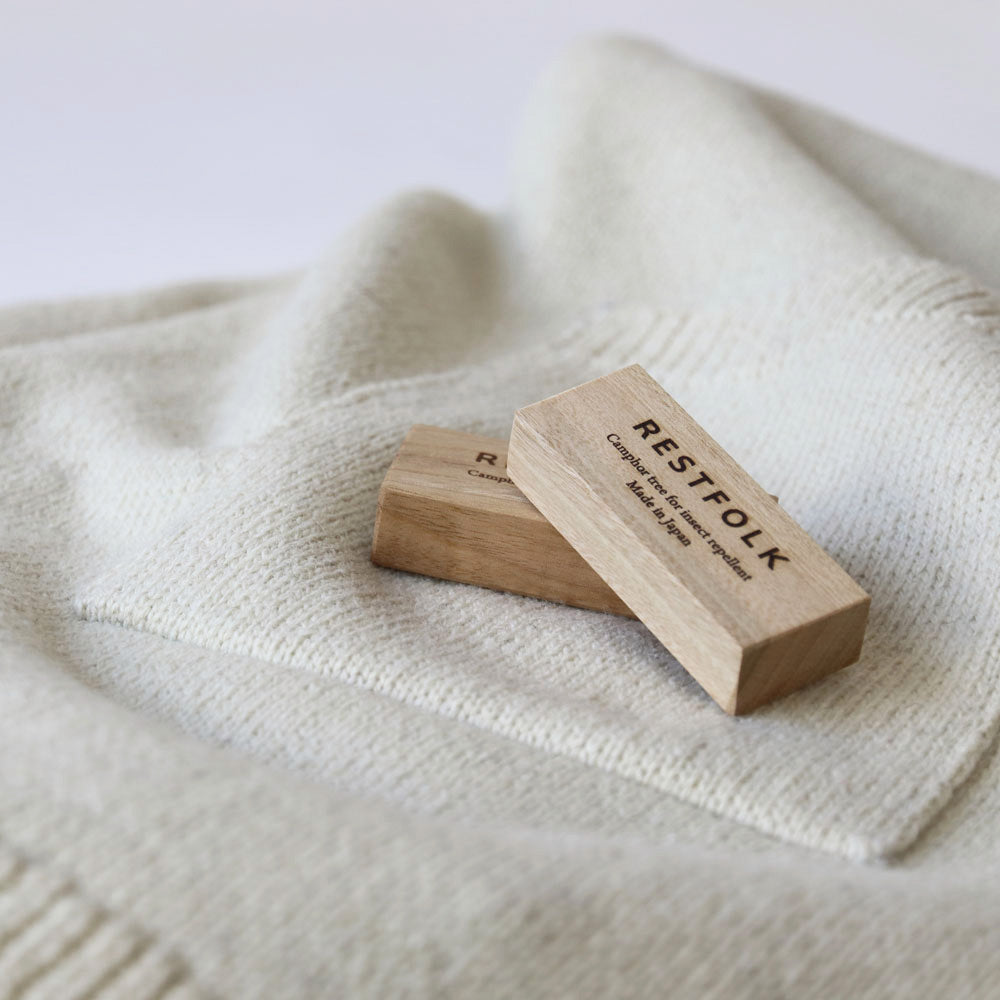 天然由来100%クスノキの防虫ブロック【1〜2人用】