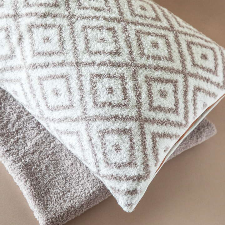 今治タオルの伝統技術から生まれた肌に優しい枕カバー  4色【CUOL】