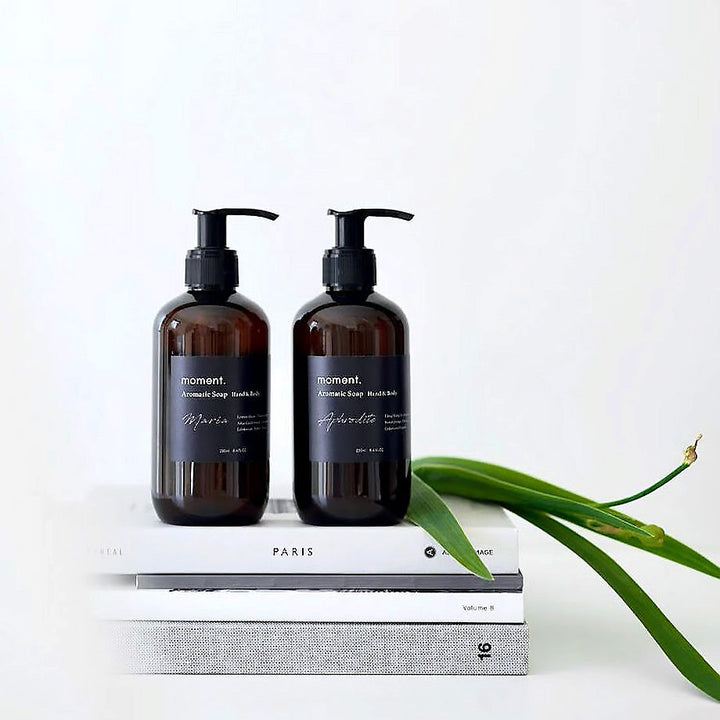 アロマ香る天然由来のハンド&ボディソープ 【moment.】