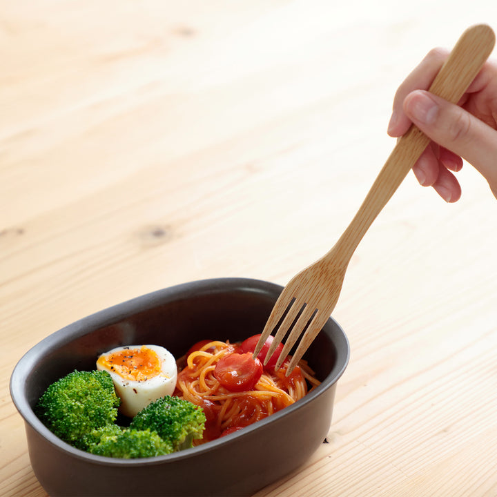 100%竹から作られたバンブーカトラリーセット