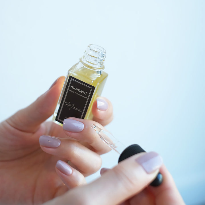 7つの無添加処方 ハンドトリートメントオイル 【moment】