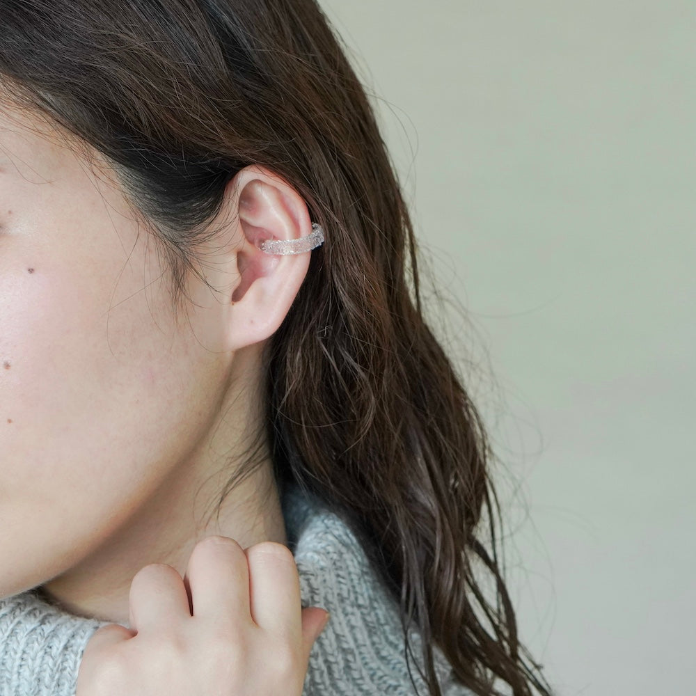 光を透かして煌めくガラス細工のいやーカフ・リング / トゥインクル