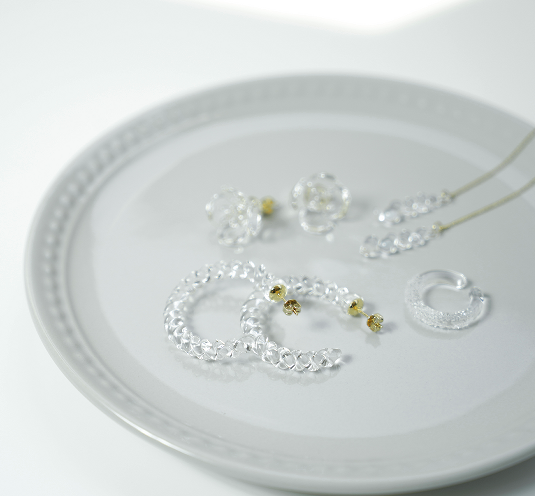 光を透かして煌めくガラス細工のいやーカフ・リング / トゥインクル