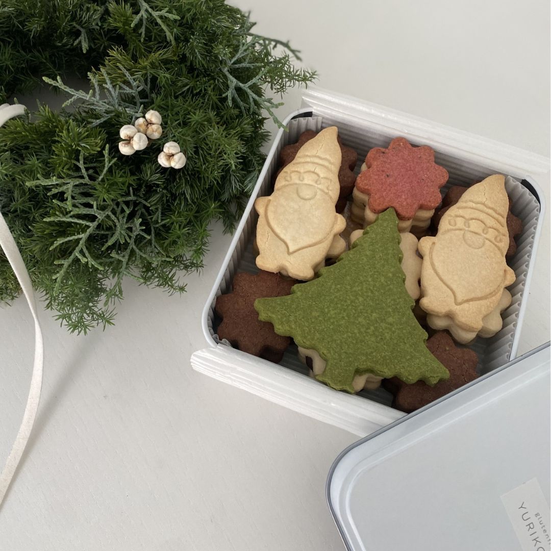 D0008-1/2  クッキー缶とクリスマスリースセット 2025 ❅クリスマス期間限定販売❅