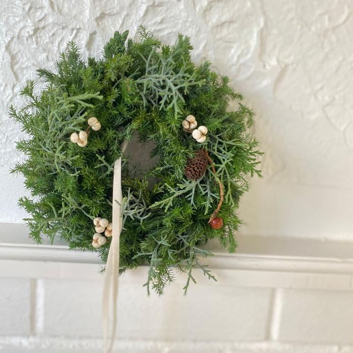 D0008-1/2  クッキー缶とクリスマスリースセット 2025 ❅クリスマス期間限定販売❅