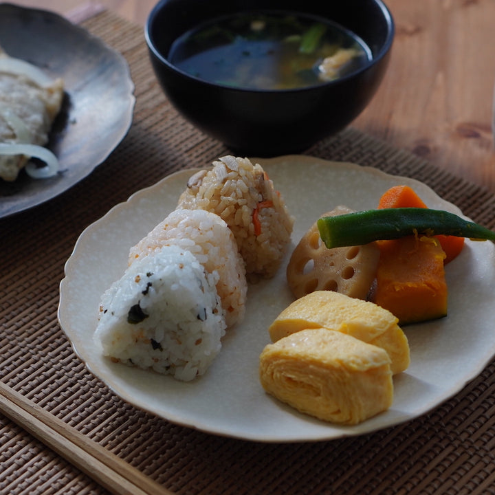 清水焼の牡丹形プレート20.5cm