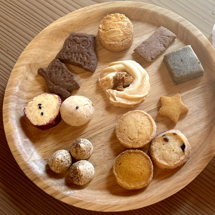 季節のクッキー缶 、12種の味を楽しむ - 秋 -