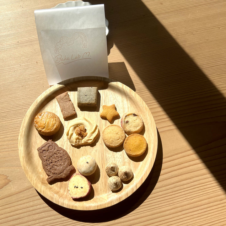 季節のクッキー缶 、12種の味を楽しむ - 秋 -