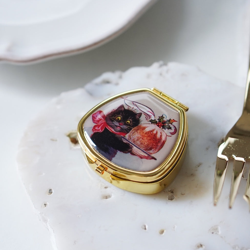 100%ナチュラル処方のリップ＆ネイルバーム