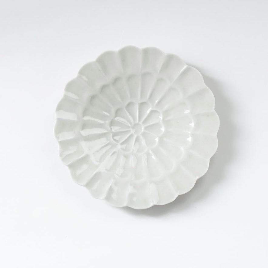 青と琥珀の菊小皿（約13cm）