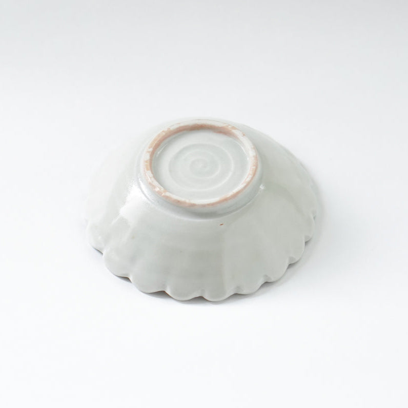 【訳あり】青と琥珀の菊四寸鉢（約12cm）