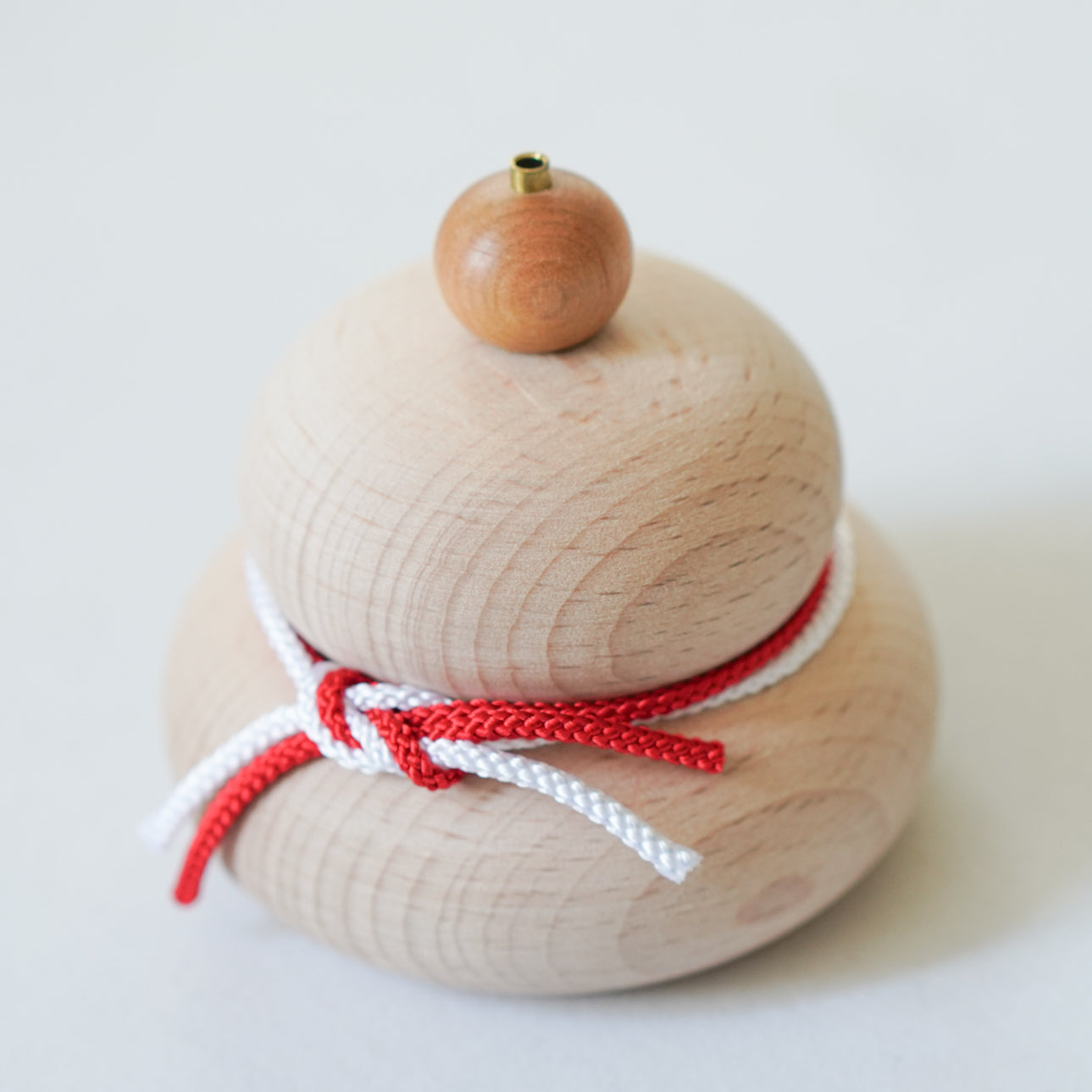 sold out】国産天然木で作った鏡餅 – LILOCLE(リロクル)｜エシカルな