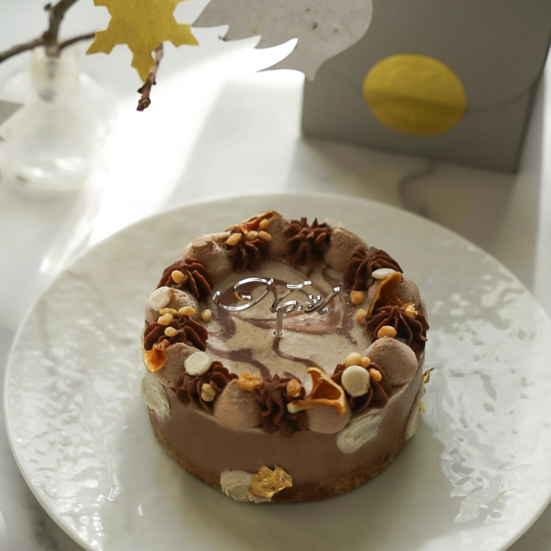 D0015-2 【星粒ヘーゼル】ローヘーゼルナッツのレアチョコケーキ  ❅クリスマス期間限定販売❅